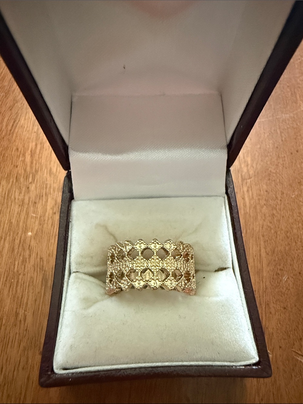 Textured Openwork Gold-Tone Band Ring for Women Size 6 1/4